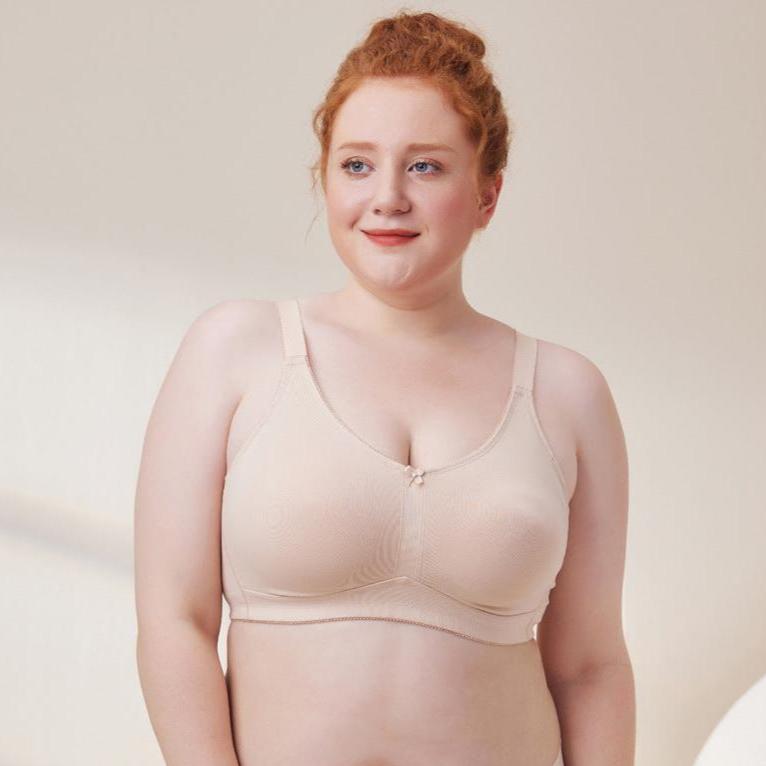 Naomi Seamless Wireless Full Coverage Comfort Daily Plus Size Bra